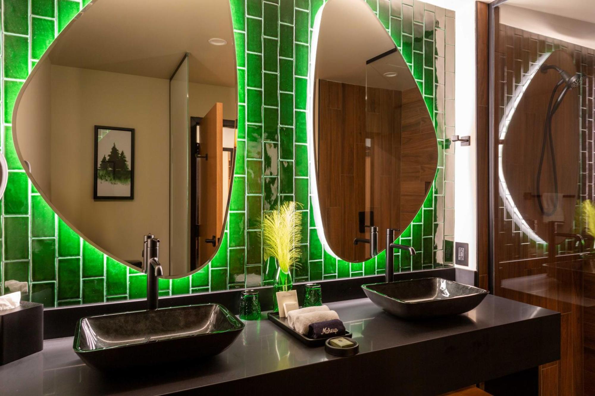 The Swiftwater Hotell Exteriör bild