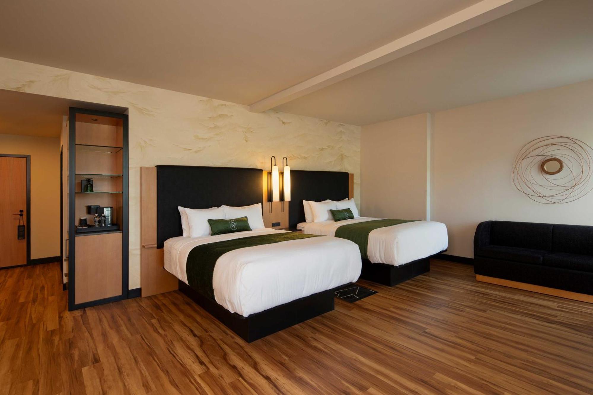 The Swiftwater Hotell Exteriör bild