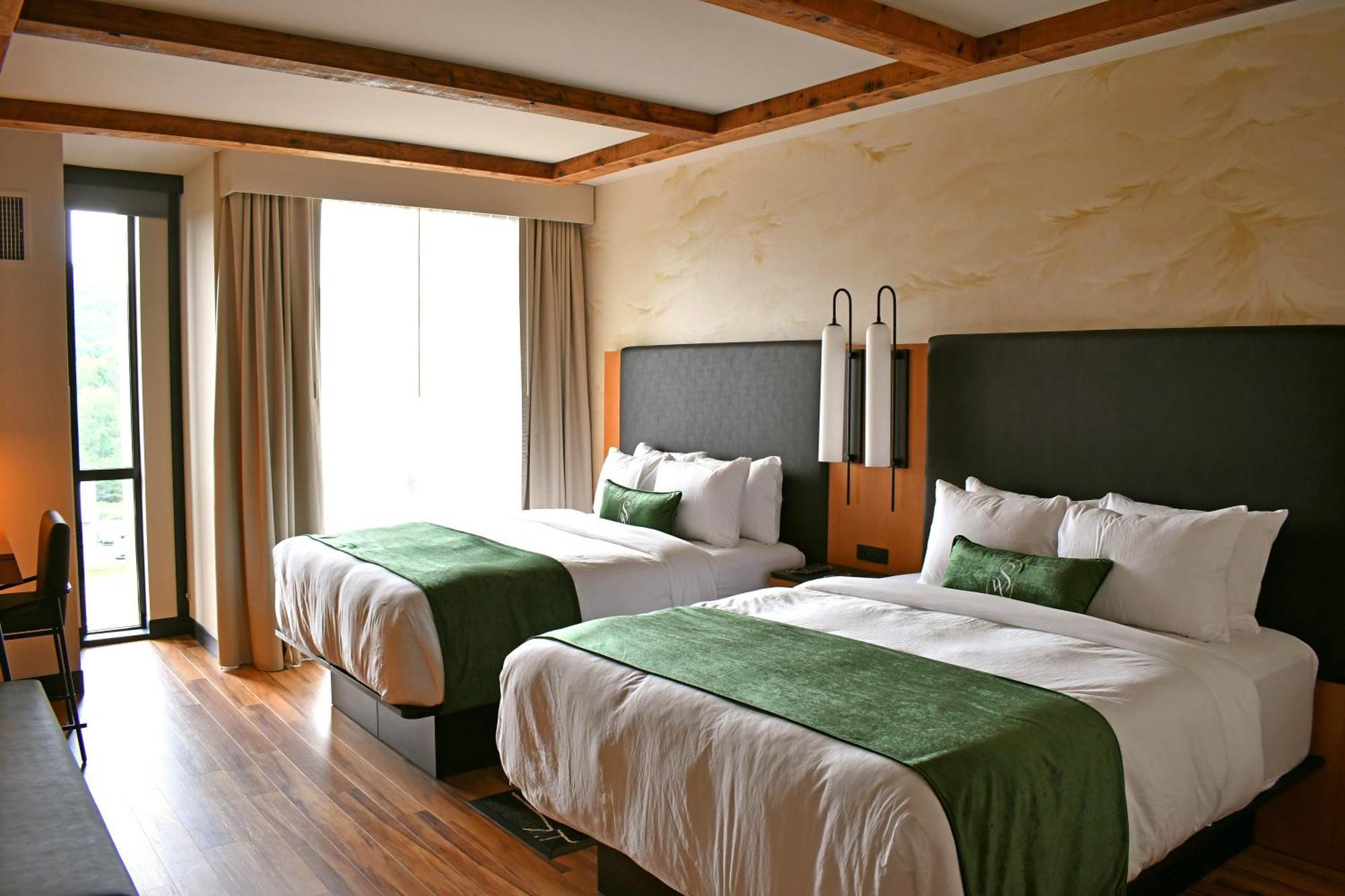 The Swiftwater Hotell Exteriör bild